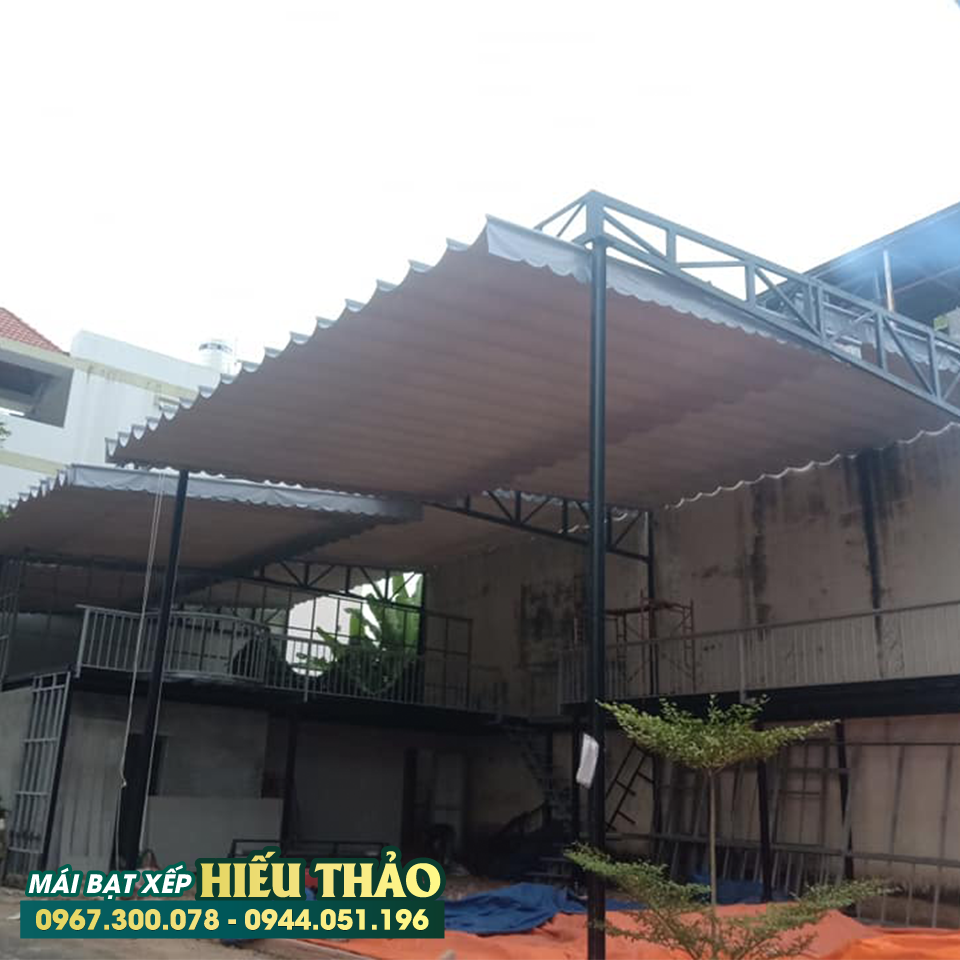 Xu Hướng Thiết Kế - Lắp Đặt Mái Hiên Năm 2025 Phong cách mái xếp
